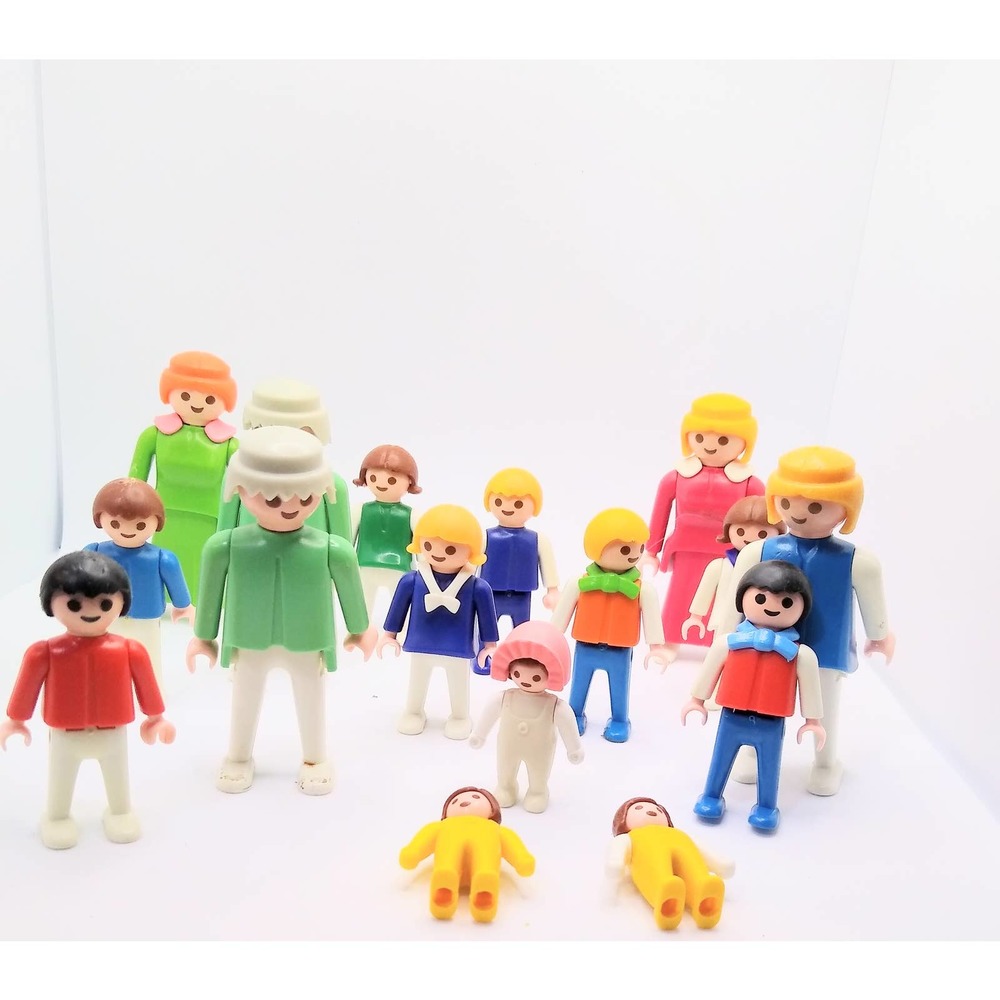 Vintage Mix Lot Playmobile Figures (15)